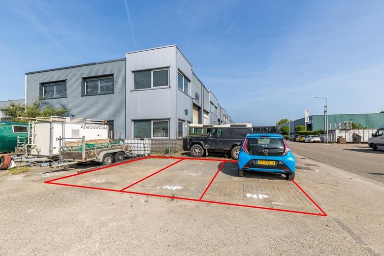 BedrijfsruimteaanAmbachtsweg 39 E<br/> inPijnacker