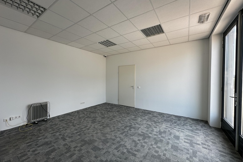 BedrijfsruimteaanLeeghwaterstraat 4 b<br/> inWerkendam BedrijfsruimteaanLeeghwaterstraat 4 b<br/> inWerkendam