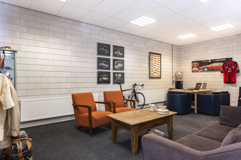 BedrijfsruimteaanMetaalstraat 18 d<br/> inHaaksbergen BedrijfsruimteaanMetaalstraat 18 d<br/> inHaaksbergen