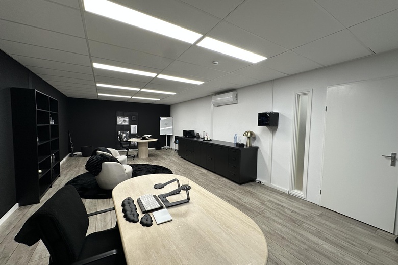 KantoorruimteaanKraaivenstraat 38 16<br/> inTilburg KantoorruimteaanKraaivenstraat 38 16<br/> inTilburg