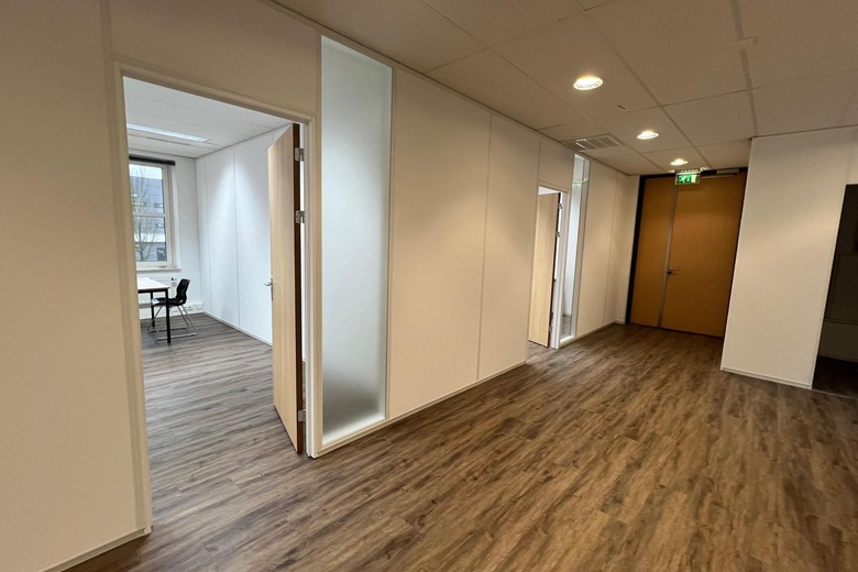 KantoorruimteaanHet Sterrenbeeld 19<br/> inDen Bosch KantoorruimteaanHet Sterrenbeeld 19<br/> inDen Bosch