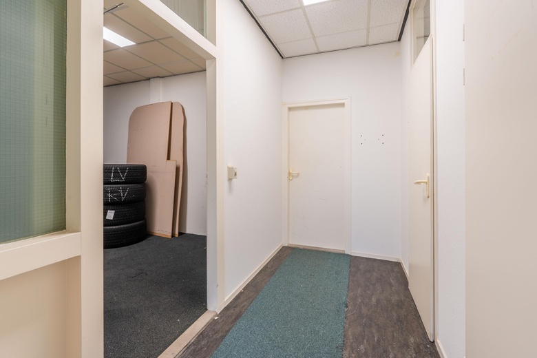 BedrijfsruimteaanWilgenkade 21<br/> inHouten