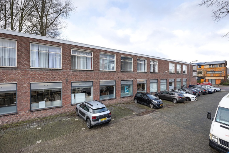 BedrijfsruimteaanWoenselsestraat 333<br/> inEindhoven BedrijfsruimteaanWoenselsestraat 333<br/> inEindhoven
