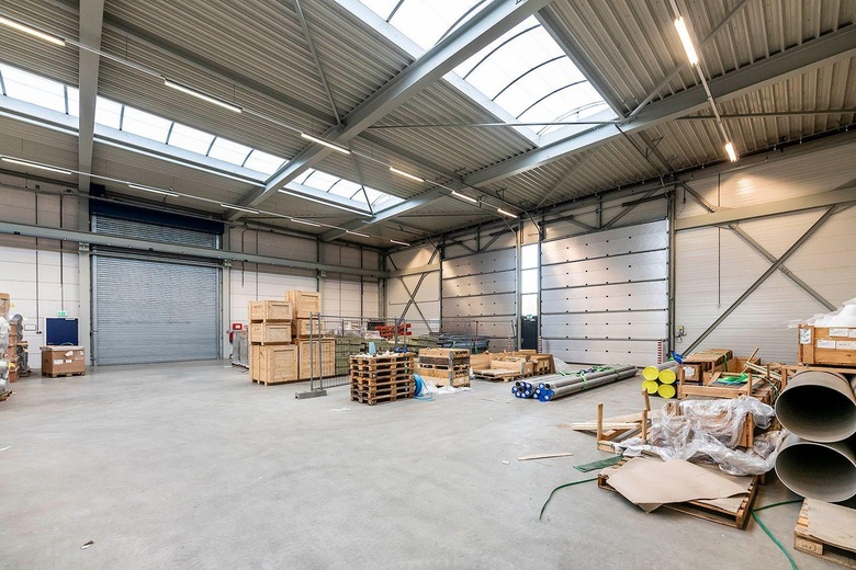 BedrijfsruimteaanHeliotroopring 300<br/> inDordrecht