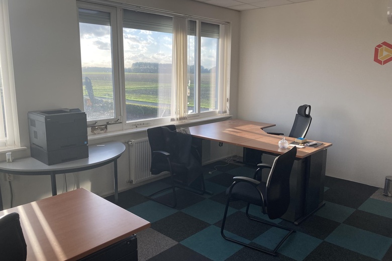 BedrijfsruimteaanApolloweg 2 K<br/> inLelystad BedrijfsruimteaanApolloweg 2 K<br/> inLelystad
