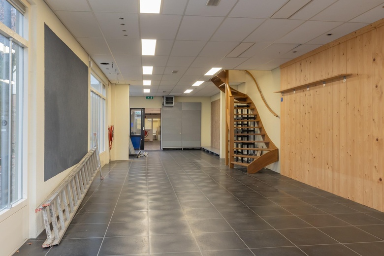 WinkelruimteaanHoofdstraat 144<br/> inSassenheim