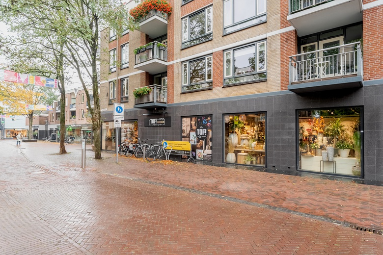 WinkelruimteaanAdmiraal Helfrichstraat 33<br/> inHardenberg WinkelruimteaanAdmiraal Helfrichstraat 33<br/> inHardenberg