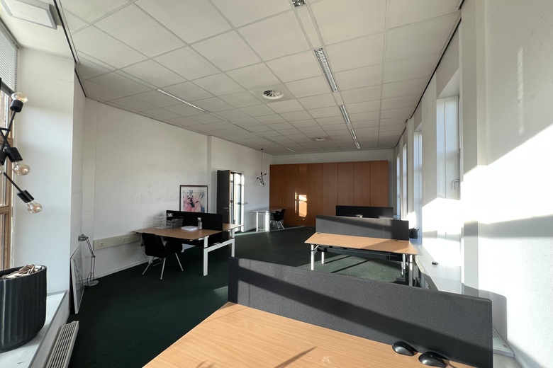 BedrijfsruimteaanTwentepoort West 51<br/> inAlmelo