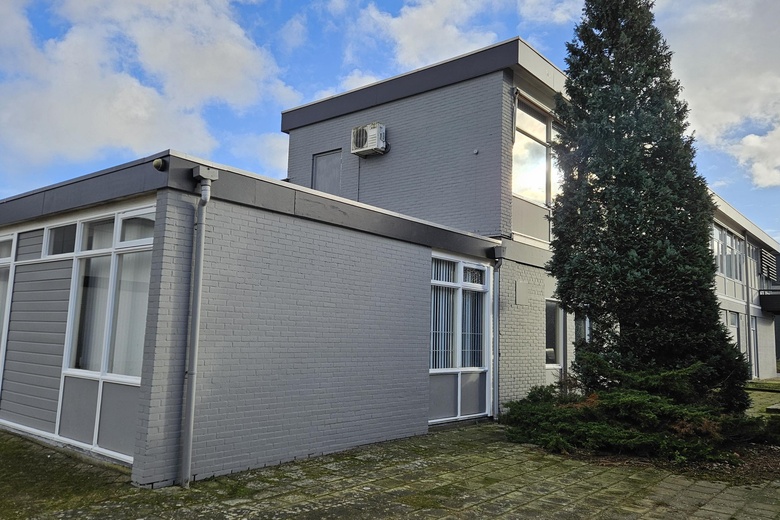 BedrijfsruimteaanJules Verneweg 15<br/> inEmmen