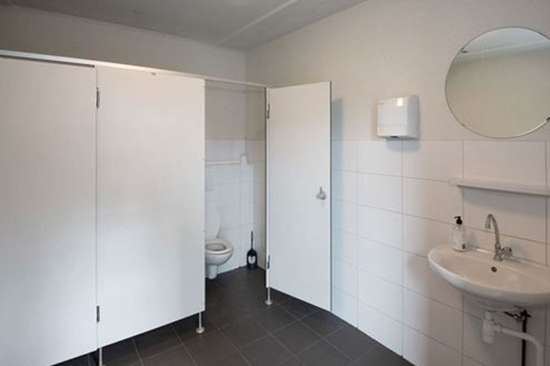 BedrijfsruimteaanLange Reksestraat 29 b<br/> inTerneuzen BedrijfsruimteaanLange Reksestraat 29 b<br/> inTerneuzen