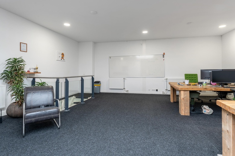 BedrijfsruimteaanKiotoweg 157<br/> inRotterdam