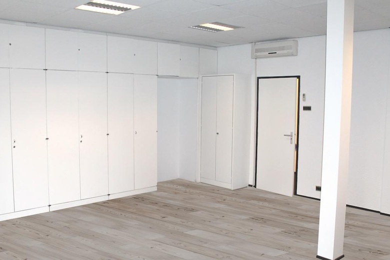 KantoorruimteaanOosteinde 137<br/> inVoorburg