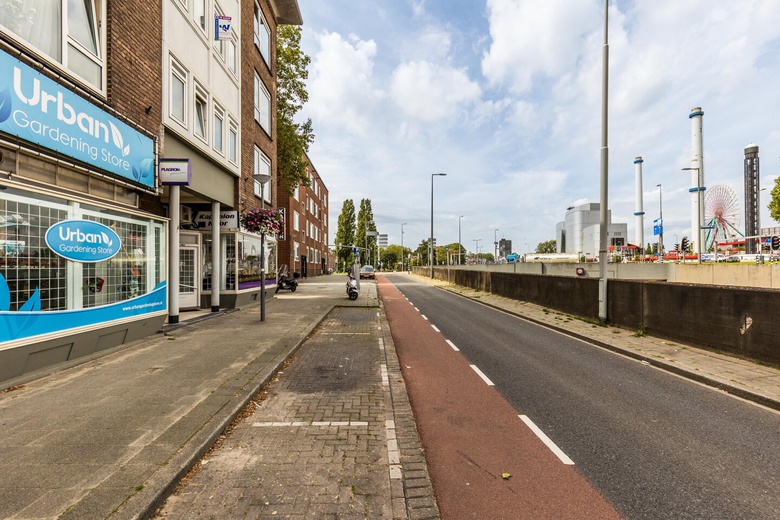 WinkelruimteaanPleinweg 240<br/> inRotterdam