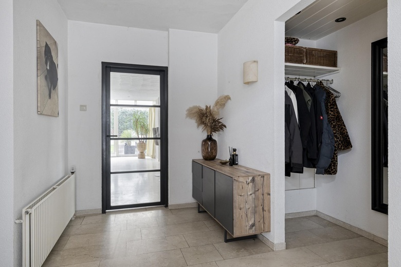 BedrijfsruimteaanBroekhuizerweg 1<br/> inDoesburg