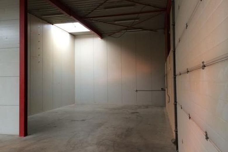 BedrijfsruimteaanBreinderveldweg 17 B<br/> inSchinnen