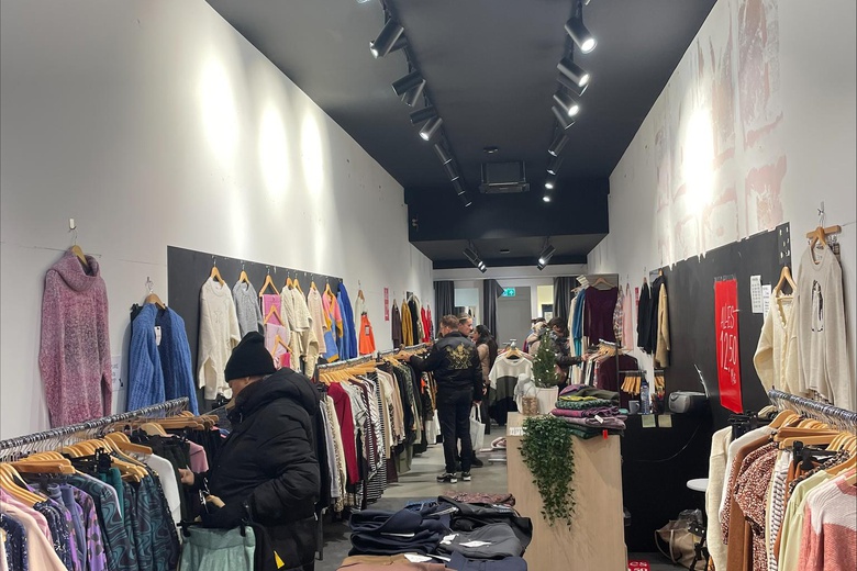 WinkelruimteaanDiezerstraat 63<br/> inZwolle WinkelruimteaanDiezerstraat 63<br/> inZwolle