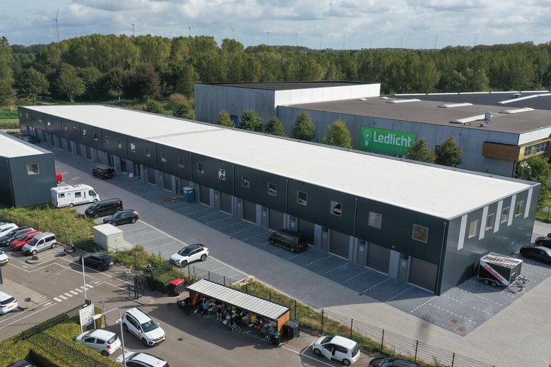 BedrijfsruimteaanKoningsbeltweg 35 S<br/> inAlmere BedrijfsruimteaanKoningsbeltweg 35 S<br/> inAlmere