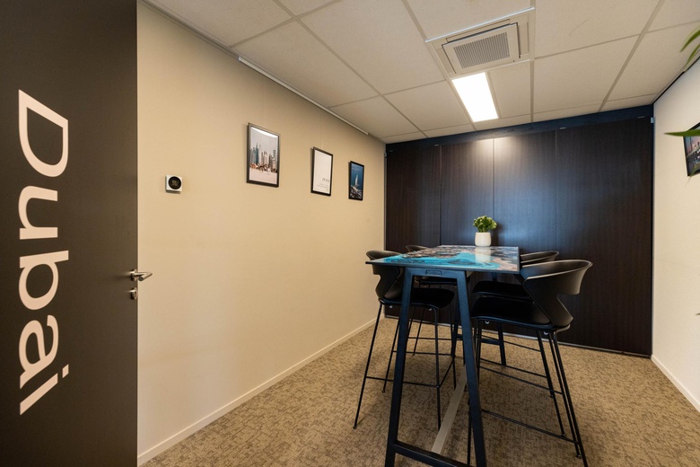 KantoorruimteaanStevinweg 5 - 7<br/> inSpijkenisse KantoorruimteaanStevinweg 5 - 7<br/> inSpijkenisse