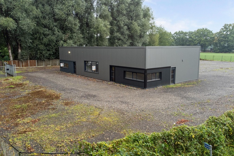 BedrijfsruimteaanOosterstraat 325 - 329<br/> inEnschede