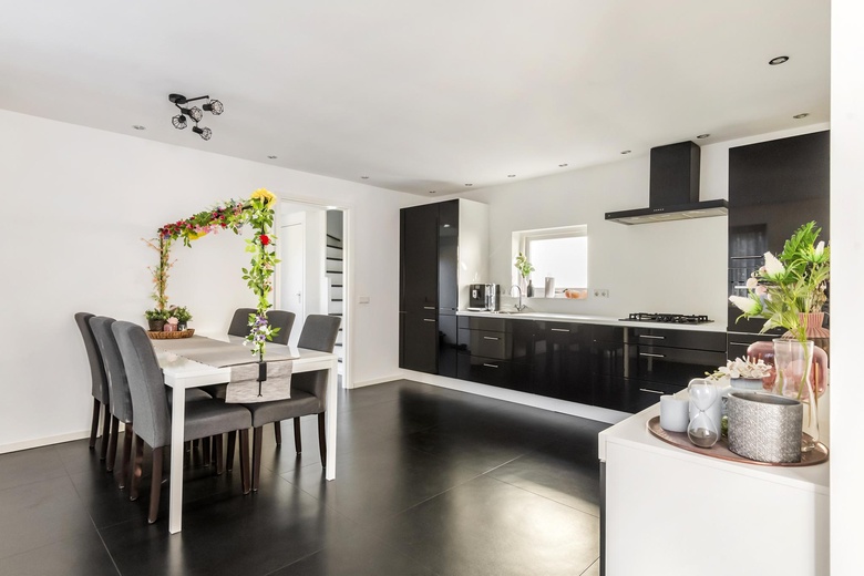 BedrijfsruimteaanTorenstraat 14<br/> inHeukelum BedrijfsruimteaanTorenstraat 14<br/> inHeukelum