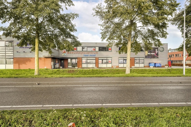 Bekijk foto 1 van Luzernestraat 37