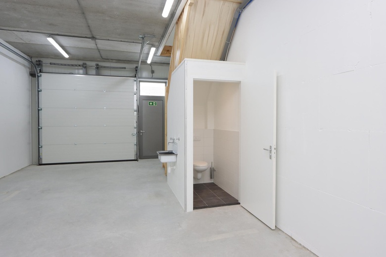 BedrijfsruimteaanKoningsbeltweg 35 S<br/> inAlmere BedrijfsruimteaanKoningsbeltweg 35 S<br/> inAlmere