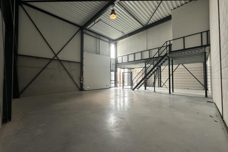 BedrijfsruimteaanSteenspil 24<br/> inHalsteren