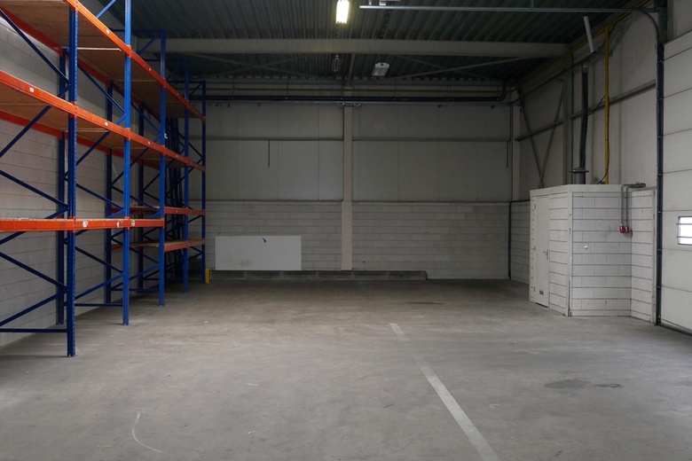 BedrijfsruimteaanVlotlaan 412<br/> inMonster BedrijfsruimteaanVlotlaan 412<br/> inMonster