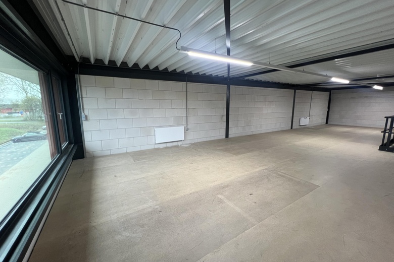 BedrijfsruimteaanEdisonstraat 24 E<br/> inNumansdorp