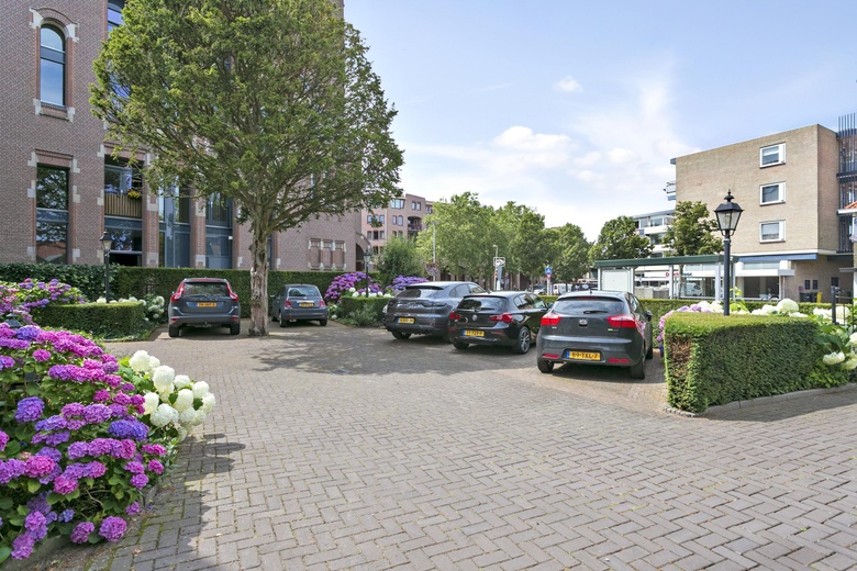 KantoorruimteaanHuizerweg 4<br/> inBussum