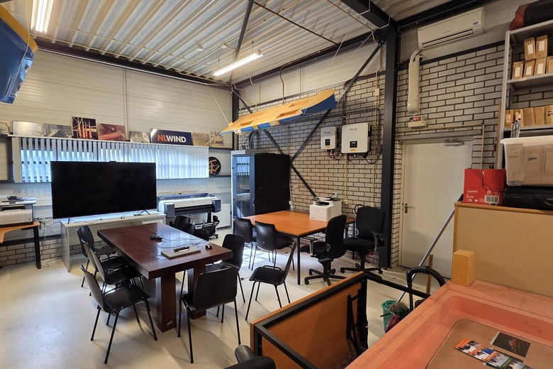 KantoorruimteaanOperetteweg 4<br/> inAlmere KantoorruimteaanOperetteweg 4<br/> inAlmere
