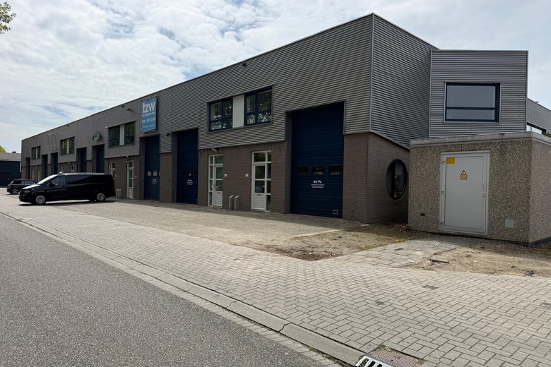 BedrijfsruimteaanW. Snelliusweg 90 C<br/> inZwijndrecht