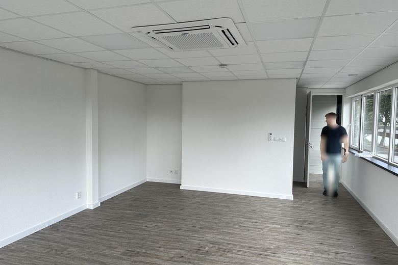 BedrijfsruimteaanWestelijke Havendijk 19<br/> inRoosendaal BedrijfsruimteaanWestelijke Havendijk 19<br/> inRoosendaal