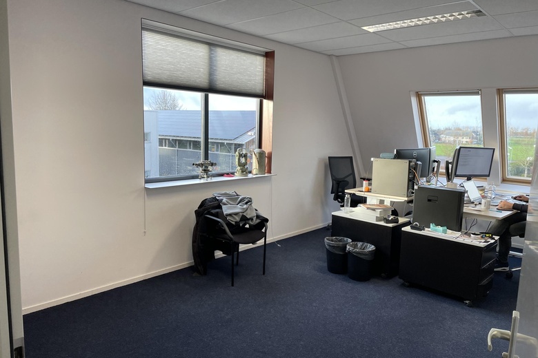 BedrijfsruimteaanTolboomweg 1<br/> inTerschuur