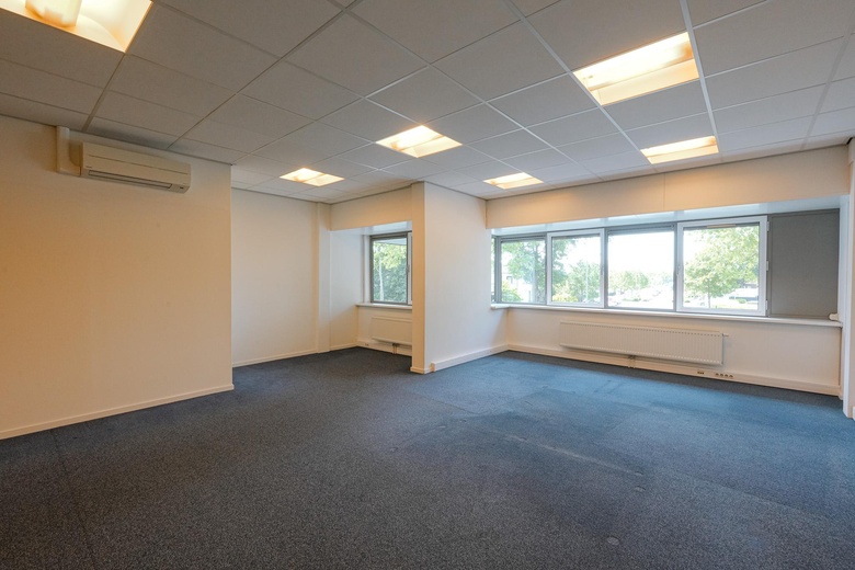 BedrijfsruimteaanSaksenweg 42 F<br/> inOss BedrijfsruimteaanSaksenweg 42 F<br/> inOss