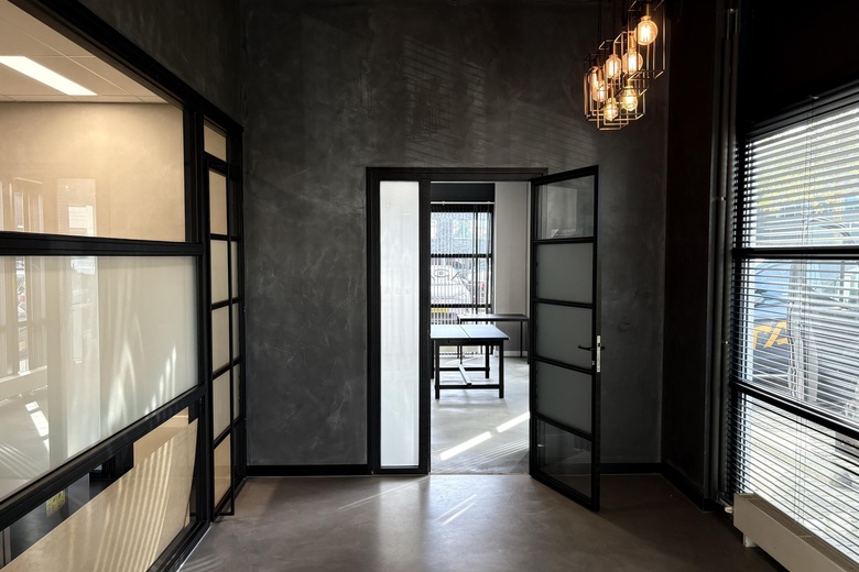 BedrijfsruimteaanProostwetering 18 A<br/> inUtrecht