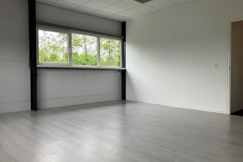 BedrijfsruimteaanEenspan 10 L<br/> inZeewolde