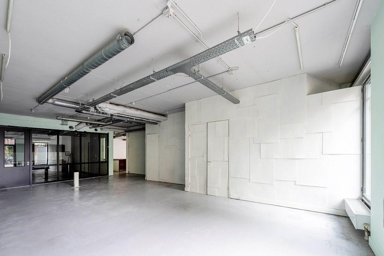 WinkelruimteaanTen Katestraat 67<br/> inAmsterdam WinkelruimteaanTen Katestraat 67<br/> inAmsterdam
