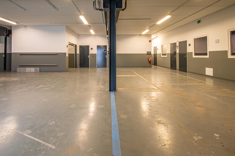 BedrijfsruimteaanDe Limiet 3 a<br/> inVianen BedrijfsruimteaanDe Limiet 3 a<br/> inVianen