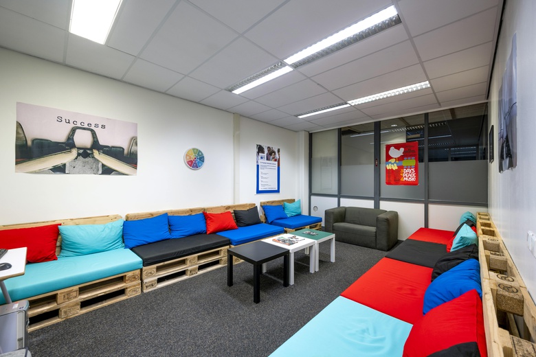 KantoorruimteaanOverschiestraat 176<br/> inAmsterdam