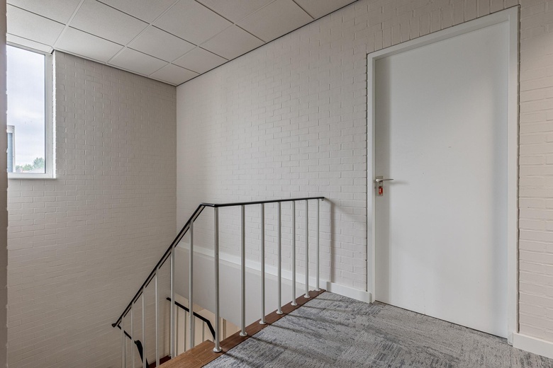 BedrijfsruimteaanBayeuxlaan 9<br/> inEindhoven BedrijfsruimteaanBayeuxlaan 9<br/> inEindhoven