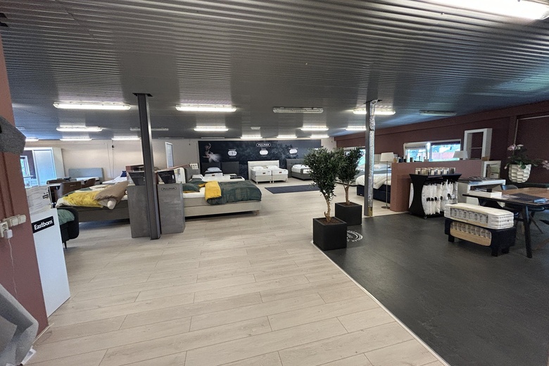 BedrijfsruimteaanJaap Bijzerweg 27 - 29<br/> inWoerden BedrijfsruimteaanJaap Bijzerweg 27 - 29<br/> inWoerden