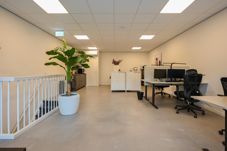 BedrijfsruimteaanHavenstraat 72 d<br/> inHuizen