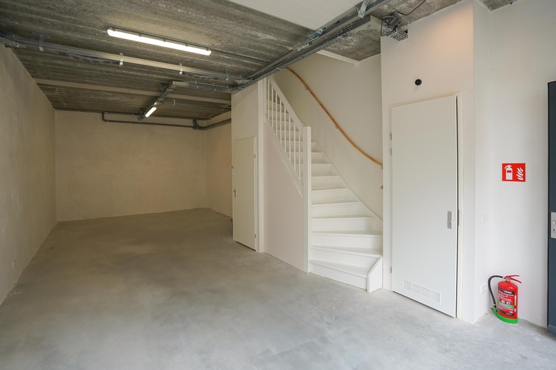 BedrijfsruimteaanNijverheidslaan 10 R<br/> inWeesp BedrijfsruimteaanNijverheidslaan 10 R<br/> inWeesp