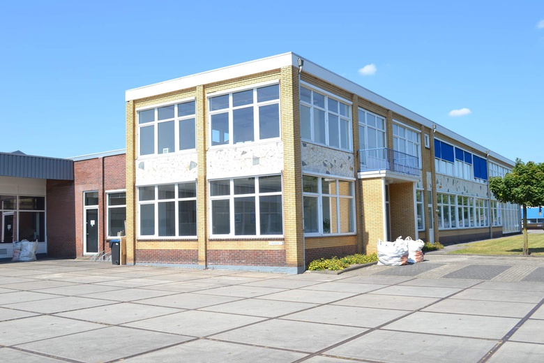 BedrijfsruimteaanIndustrieweg 39 41<br/> inKampen BedrijfsruimteaanIndustrieweg 39 41<br/> inKampen