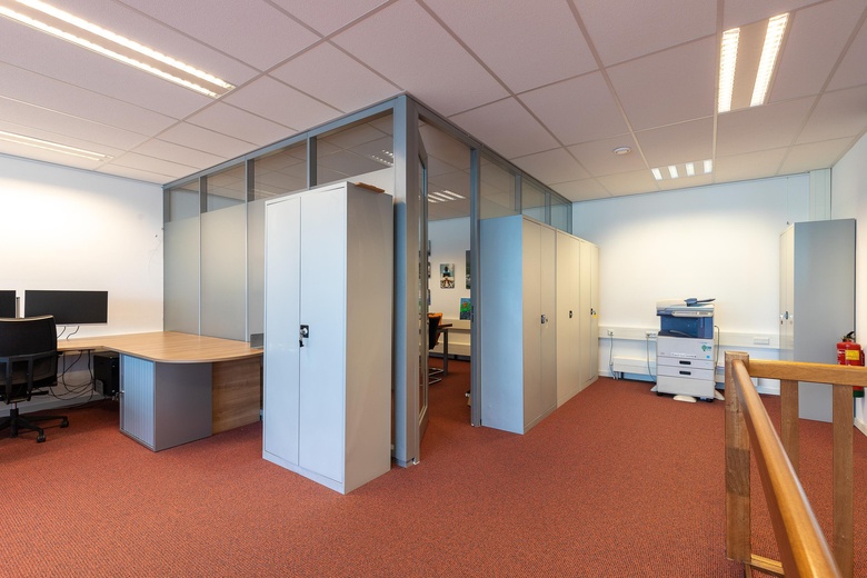 BedrijfsruimteaanPesetaweg 121<br/> inNieuw-Vennep