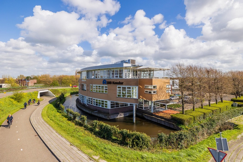 Bekijk foto Kantoorruimte aan de Oude Vaartweg 1 in Oegstgeest Bekijk foto Kantoorruimte aan de Oude Vaartweg 1 in Oegstgeest