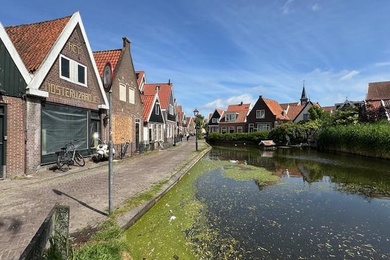Bekijk foto 2 van Meerzijde 23 Bekijk foto 2 van Meerzijde 23