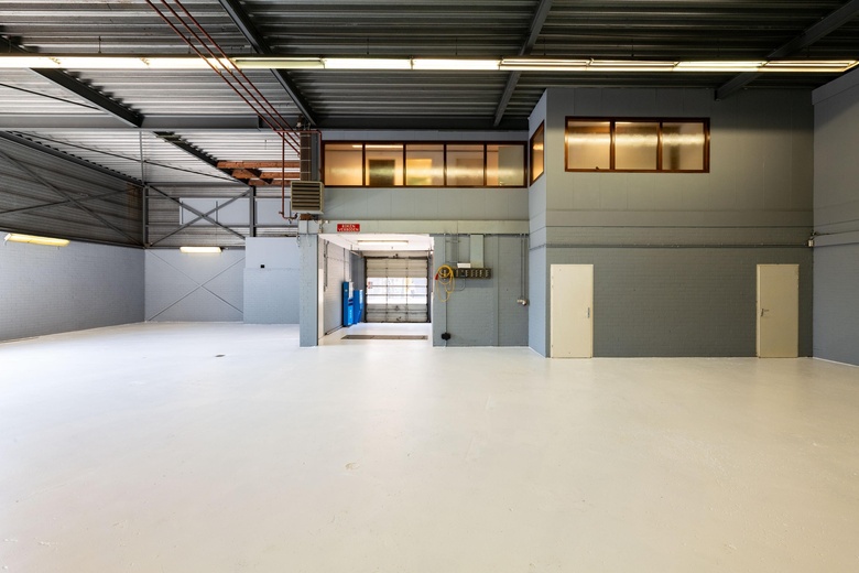 BedrijfsruimteaanRijksstraatweg 109<br/> inHellevoetsluis