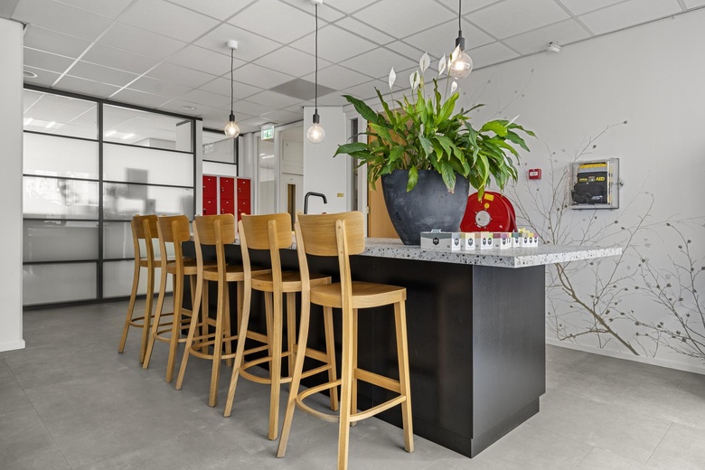 KantoorruimteaanNieuwe Oeverstraat 65<br/> inArnhem